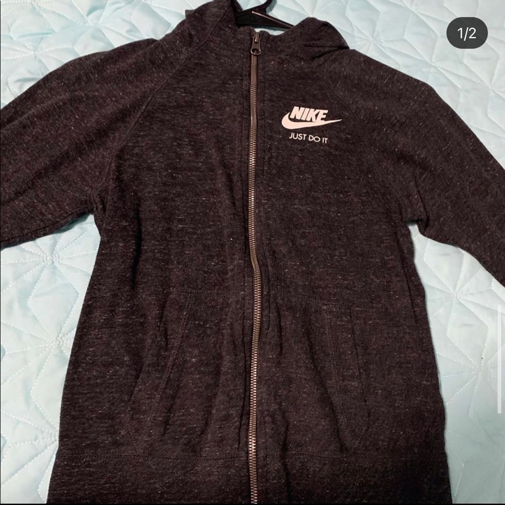 Girls 2 piece Nike Jogger set